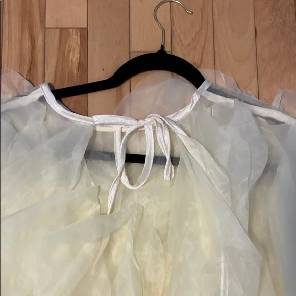 Commense Cream Layered Ruffle Blouse - Picture 4 of 9